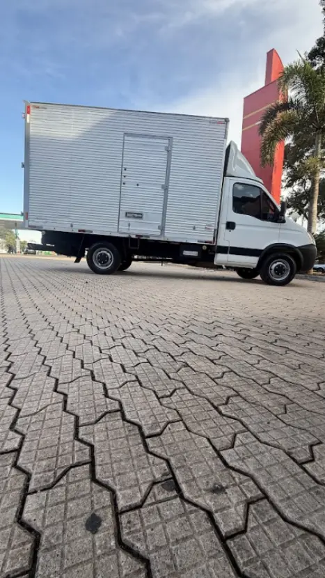 IVECO Daily 35S14 DIESEL CHASSI CABINE TURBO INTERCOOLER, Foto 7