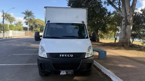IVECO Daily 35S14 DIESEL CHASSI CABINE TURBO INTERCOOLER, Foto 1