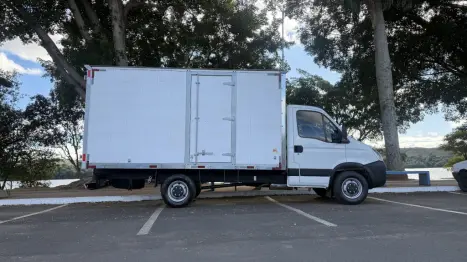 IVECO Daily 35S14 DIESEL CHASSI CABINE TURBO INTERCOOLER, Foto 7