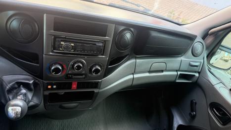 IVECO Daily 35S14 DIESEL CHASSI CABINE TURBO INTERCOOLER, Foto 12