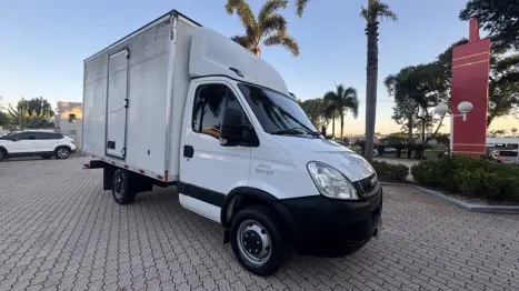 IVECO Daily 35S14 DIESEL CHASSI CABINE TURBO INTERCOOLER, Foto 1
