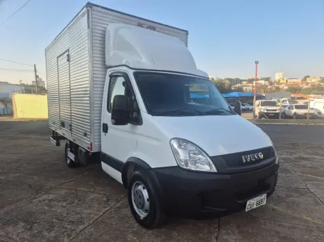 IVECO Daily 35S14 DIESEL CHASSI CABINE TURBO INTERCOOLER, Foto 1