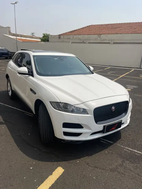 JAGUAR F-Pace 2.0 16V 4P PRESTIGE AWD TURBO DIESEL AUTOMTICO, Foto 3