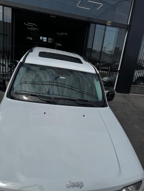 JEEP Cherokee 3.7 V6 12V 4P 4X4 LIMITED AUTOMTICO, Foto 5