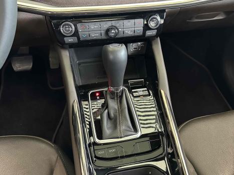 JEEP Commander 1.3 16V 4P FLEX T270 OVERLAND TURBO AUTOMTICO, Foto 16