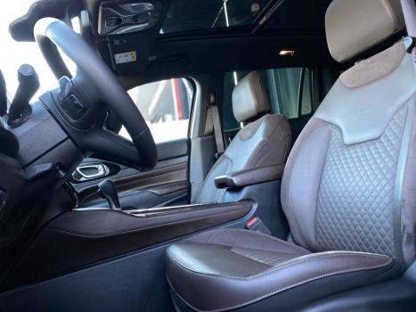 JEEP Commander 2.0 16V 4P HURRICANE 4 TURBO BLACKHAWK AUTOMTICO, Foto 17