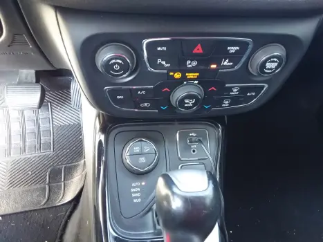 JEEP Compass 2.0 16V 4P 350 LIMITED 4X4 TURBO DIESEL AUTOMTICO, Foto 8