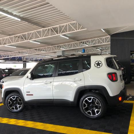 JEEP Renegade 1.8 16V 4P FLEX 75 ANOS 4P AUTOMTICO, Foto 5