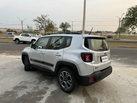 JEEP Renegade 1.8 16V 4P FLEX LONGITUDE AUTOMTICO, Foto 8