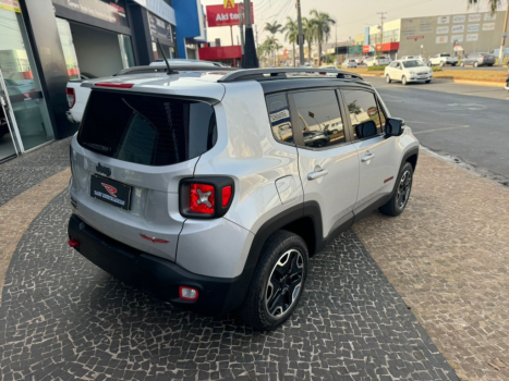 JEEP Renegade 2.0 16V 4P TURBO DIESEL TRAILHAWK 4X4 AUTOMTICO, Foto 8