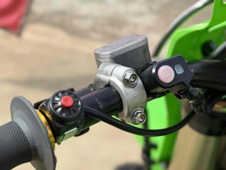 KAWASAKI KX 250 F , Foto 13