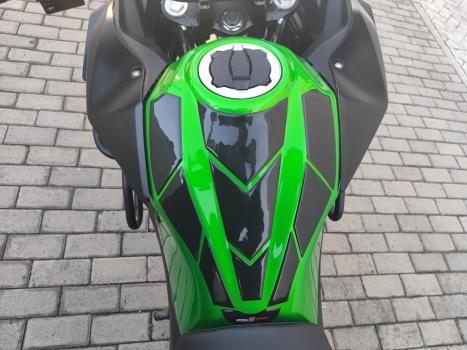 KAWASAKI Versys 300 TOURER, Foto 2