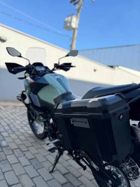 KAWASAKI Versys 300 TOURER, Foto 10