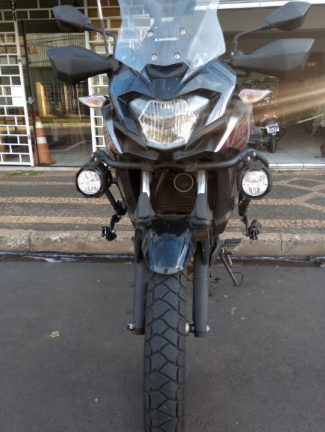 KAWASAKI Versys 300 TOURER, Foto 2