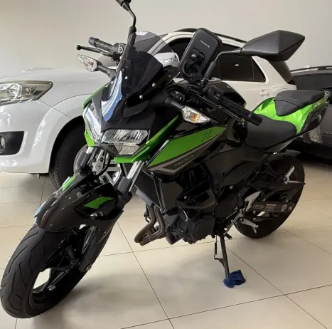 KAWASAKI Z 400 ABS, Foto 1