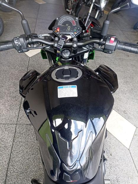 KAWASAKI Z 400 ABS, Foto 6