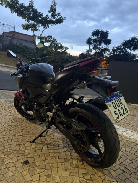 KAWASAKI Z 400 ABS, Foto 5