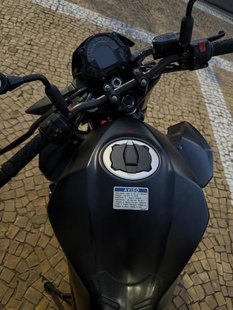 KAWASAKI Z 400 ABS, Foto 6