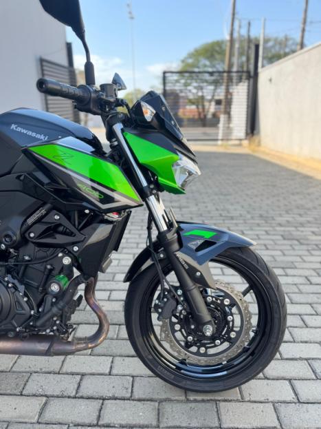 KAWASAKI Z 400 ABS, Foto 9