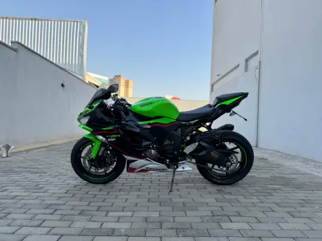 KAWASAKI ZX 6 R 636, Foto 1