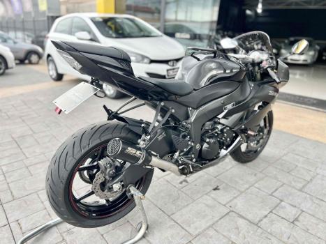 KAWASAKI ZX 6 R , Foto 3