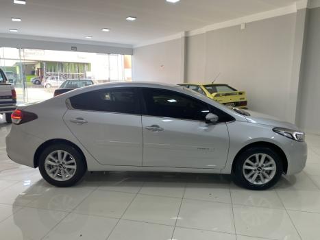 KIA Cerato Sedan 1.6 16V 4P SX AUTOMTICO, Foto 10