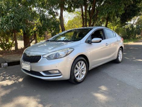 KIA Cerato Sedan 1.6 16V 4P SX3 AUTOMTICO, Foto 1