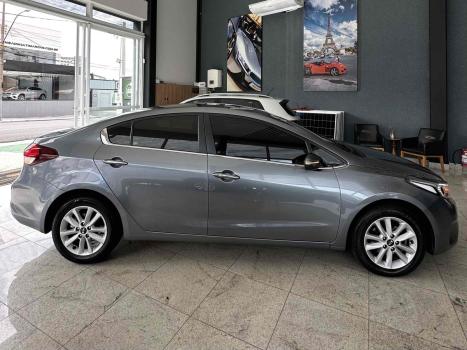 KIA Cerato Sedan 1.6 16V 4P SX AUTOMTICO, Foto 4