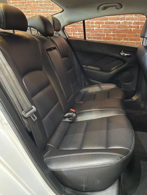 KIA Cerato Sedan 1.6 16V 4P SX AUTOMTICO, Foto 11