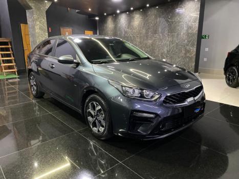 KIA Cerato Sedan , Foto 2