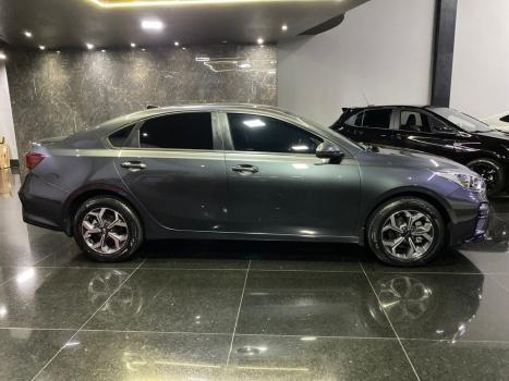 KIA Cerato Sedan , Foto 10
