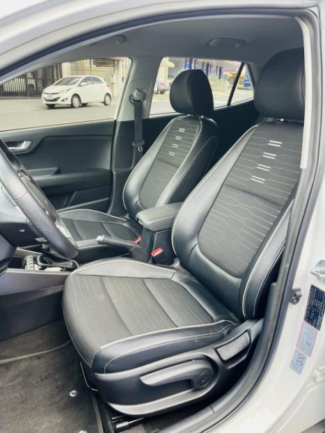 KIA Stonic 1.0 12V 4P FLEX TGDI MHEV SX TURBO HYBRID AUTOMTICO, Foto 13
