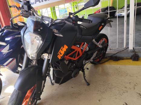 KTM 390 Duke , Foto 1