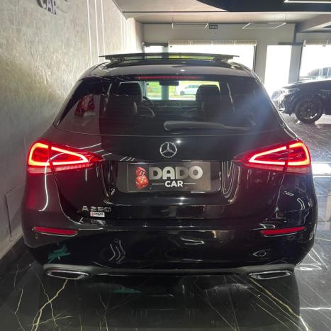 MERCEDES-BENZ A 250 2.0 16V 4P CGI SPORT 7G-DCT AUTOMTICO, Foto 2