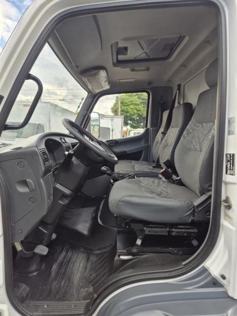 MERCEDES-BENZ Accelo 815, Foto 3