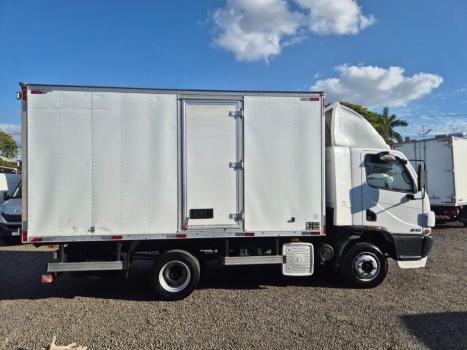 MERCEDES-BENZ Accelo 815, Foto 4