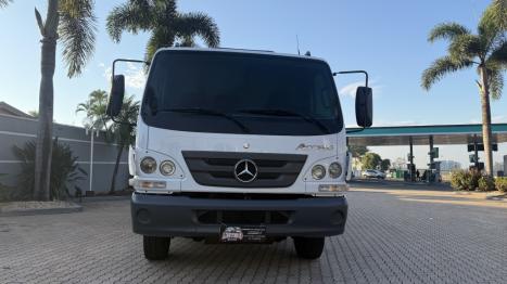 MERCEDES-BENZ Accelo 1016, Foto 2