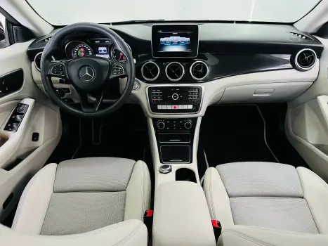 MERCEDES-BENZ CLA 180 1.6 16V 4P CGI TURBO 7G-TRONIC DCT AUTOMTICO, Foto 4