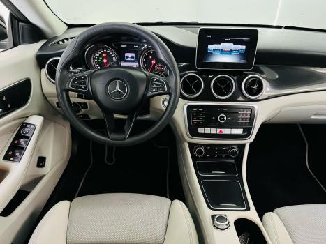 MERCEDES-BENZ CLA 180 1.6 16V 4P CGI TURBO 7G-TRONIC DCT AUTOMTICO, Foto 5