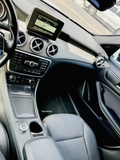 MERCEDES-BENZ GLA 200 1.6 16V 4P CGI ADVANCE TURBO AUTOMTICO, Foto 20