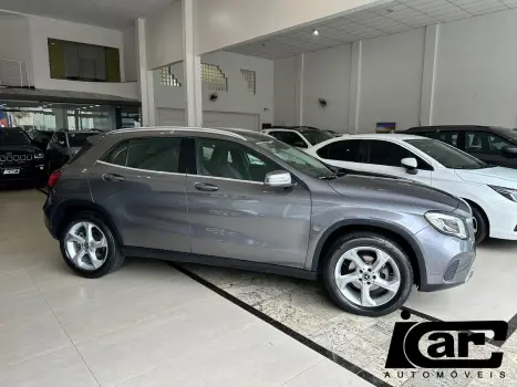 MERCEDES-BENZ GLA 200 1.6 16V 4P FLEX CGI ADVANCE TURBO AUTOMTICO, Foto 6