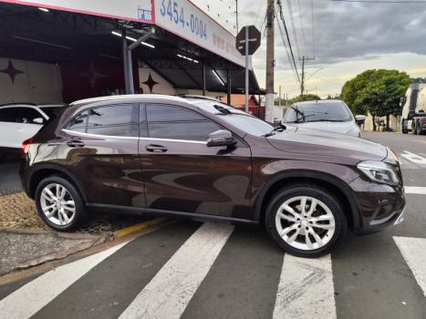 MERCEDES-BENZ GLA 200 1.6 16V 4P CGI ADVANCE TURBO AUTOMTICO, Foto 2