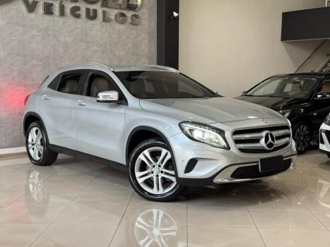 MERCEDES-BENZ GLA 200 1.6 16V 4P CGI ADVANCE TURBO AUTOMTICO, Foto 2