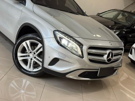 MERCEDES-BENZ GLA 200 1.6 16V 4P CGI ADVANCE TURBO AUTOMTICO, Foto 7