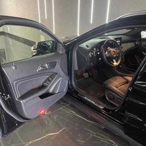 MERCEDES-BENZ GLA 200 1.6 16V 4P FLEX CGI STYLE TURBO AUTOMTICO, Foto 6