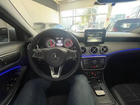 MERCEDES-BENZ GLA 200 1.6 16V 4P FLEX CGI STYLE TURBO AUTOMTICO, Foto 11