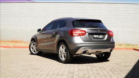 MERCEDES-BENZ GLA 200 1.6 16V 4P FLEX CGI ADVANCE TURBO AUTOMTICO, Foto 6