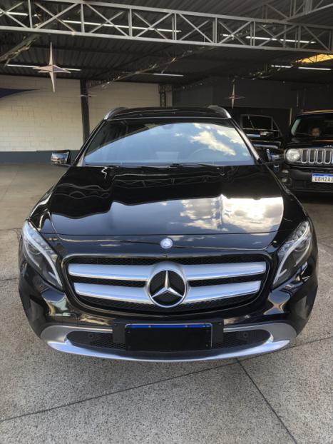 MERCEDES-BENZ GLA 200 1.6 16V 4P FLEX CGI STYLE TURBO AUTOMTICO, Foto 2