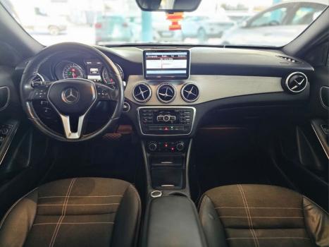 MERCEDES-BENZ GLA 200 1.6 16V 4P FLEX CGI ADVANCE TURBO AUTOMTICO, Foto 6