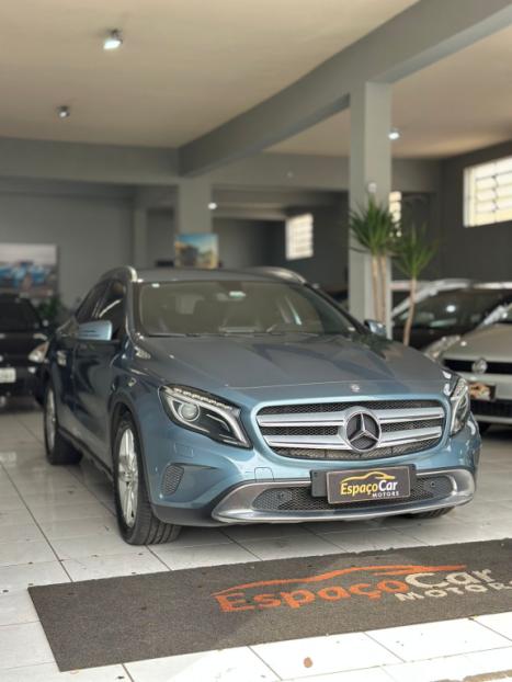 MERCEDES-BENZ GLA 200 1.6 16V 4P CGI ADVANCE TURBO AUTOMTICO, Foto 3